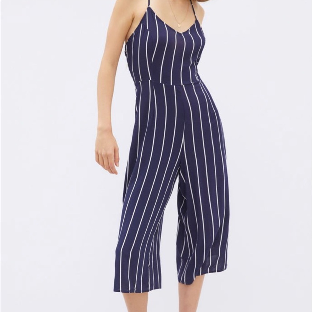 Kendall & Kylie Strappy Back Jumpsuit—Navy/white